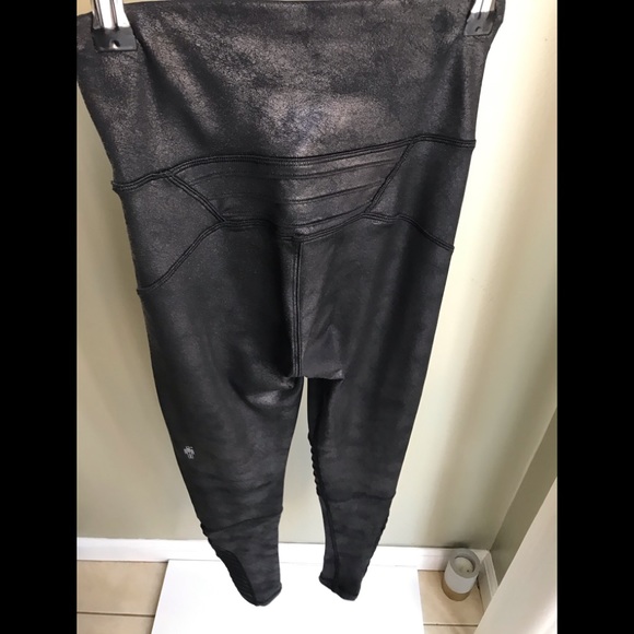HUMAN PERFORMANCE ENGINEERING Legging Size: S - Picture 5 of 16
